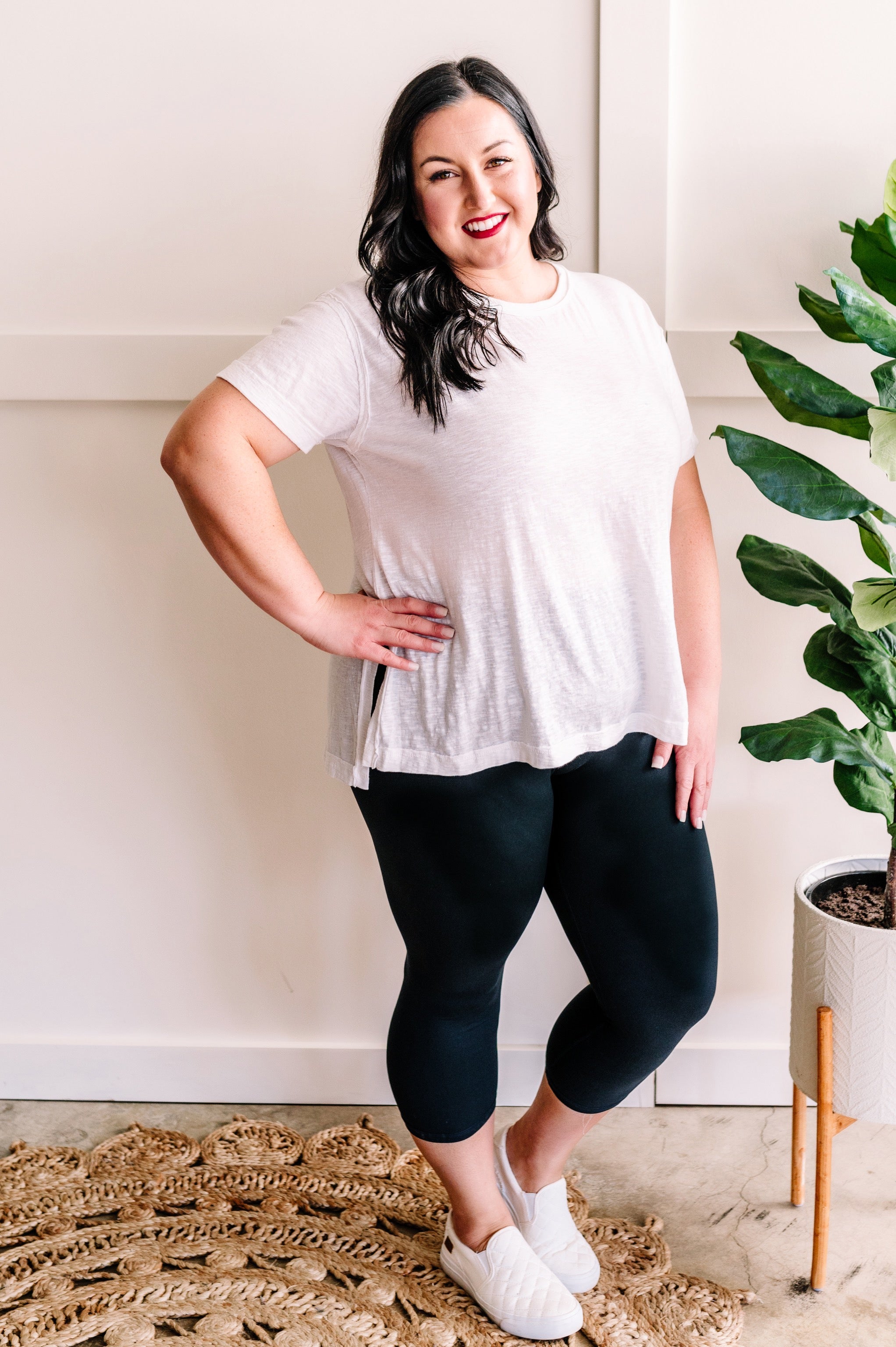 The Last Capri Leggings You'll Ever Need in Energetic Black (with pock –  Iris & Rainbow Boutique