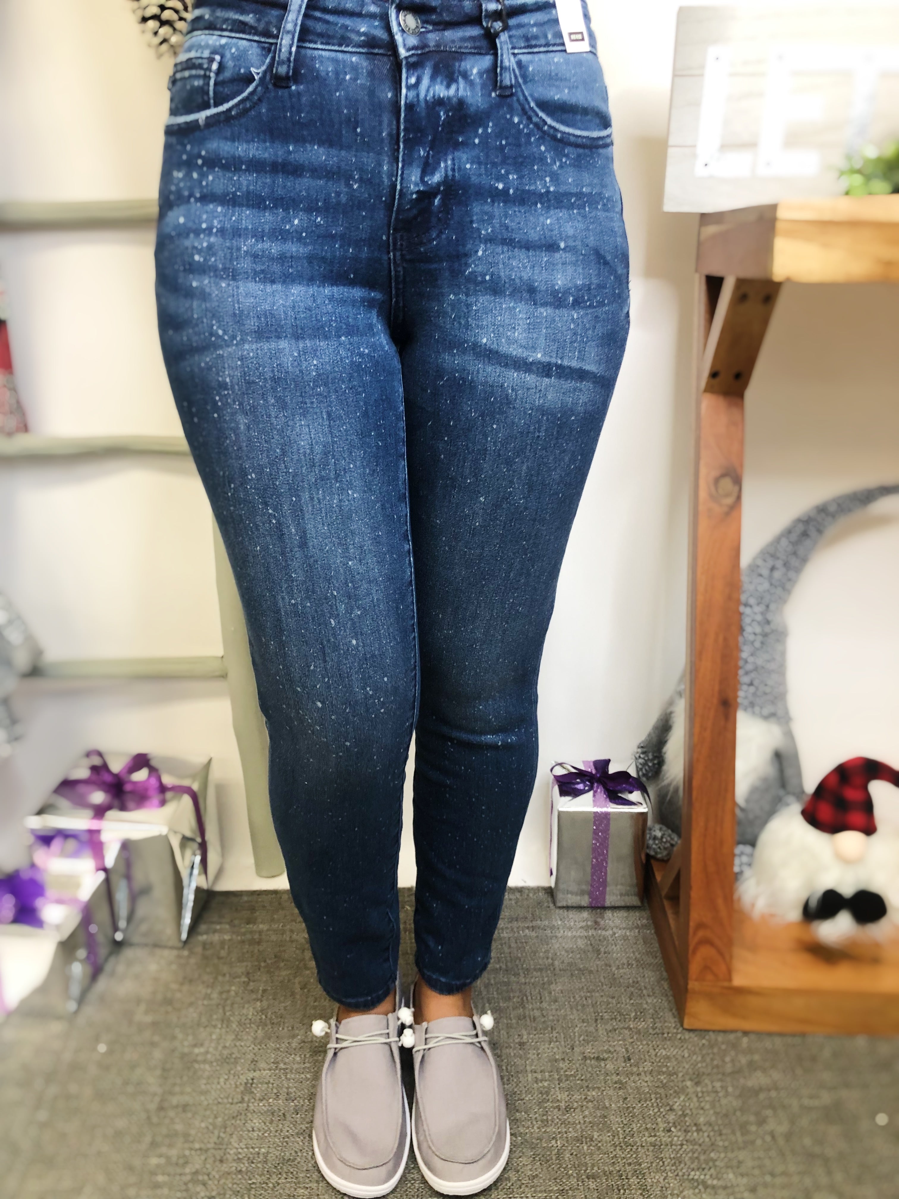 L881 Secrets From A Girl Judy Blue Jeggings – Iris & Rainbow Boutique