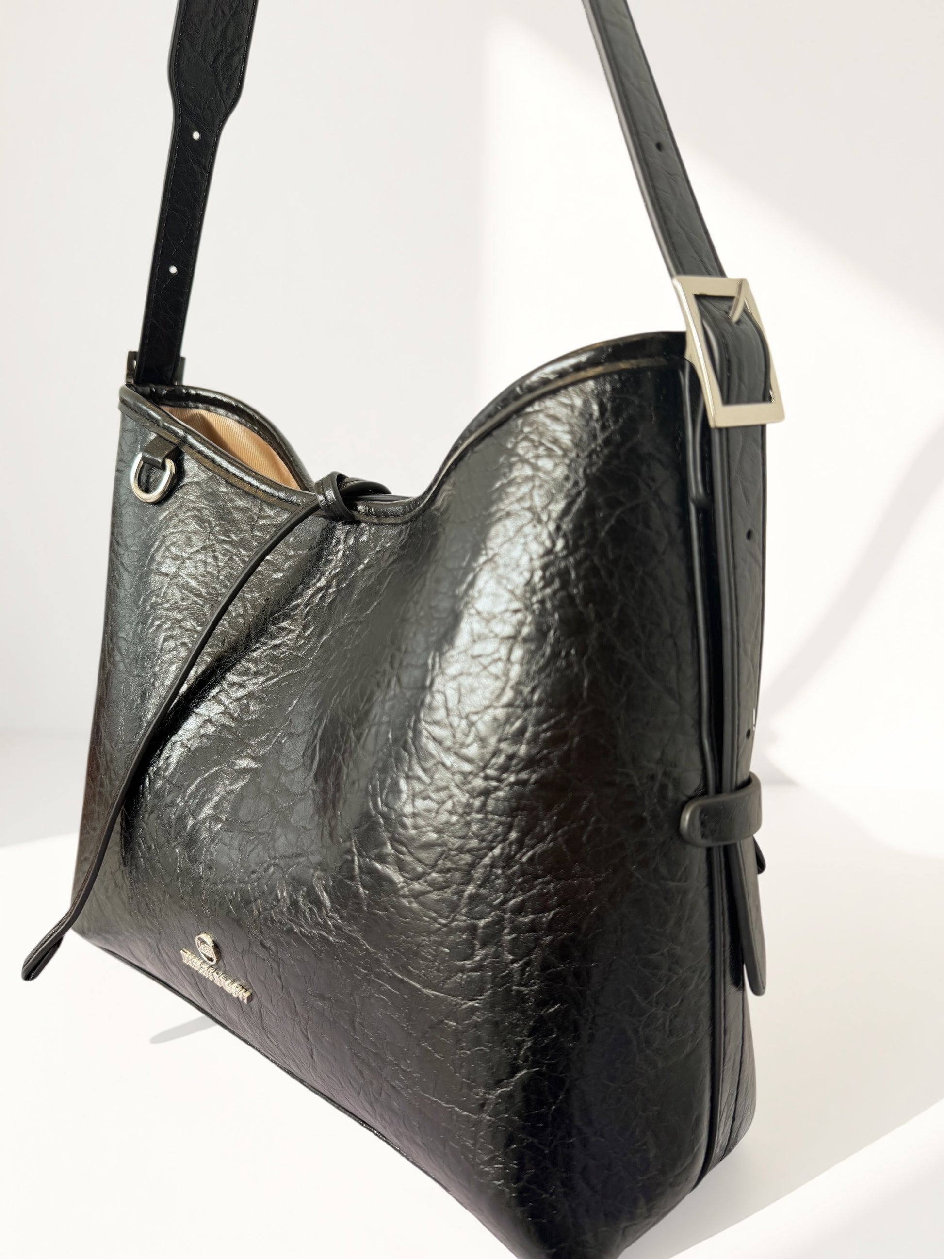 The Iris Flyby Bag (#2005) By Iris & Rainbow