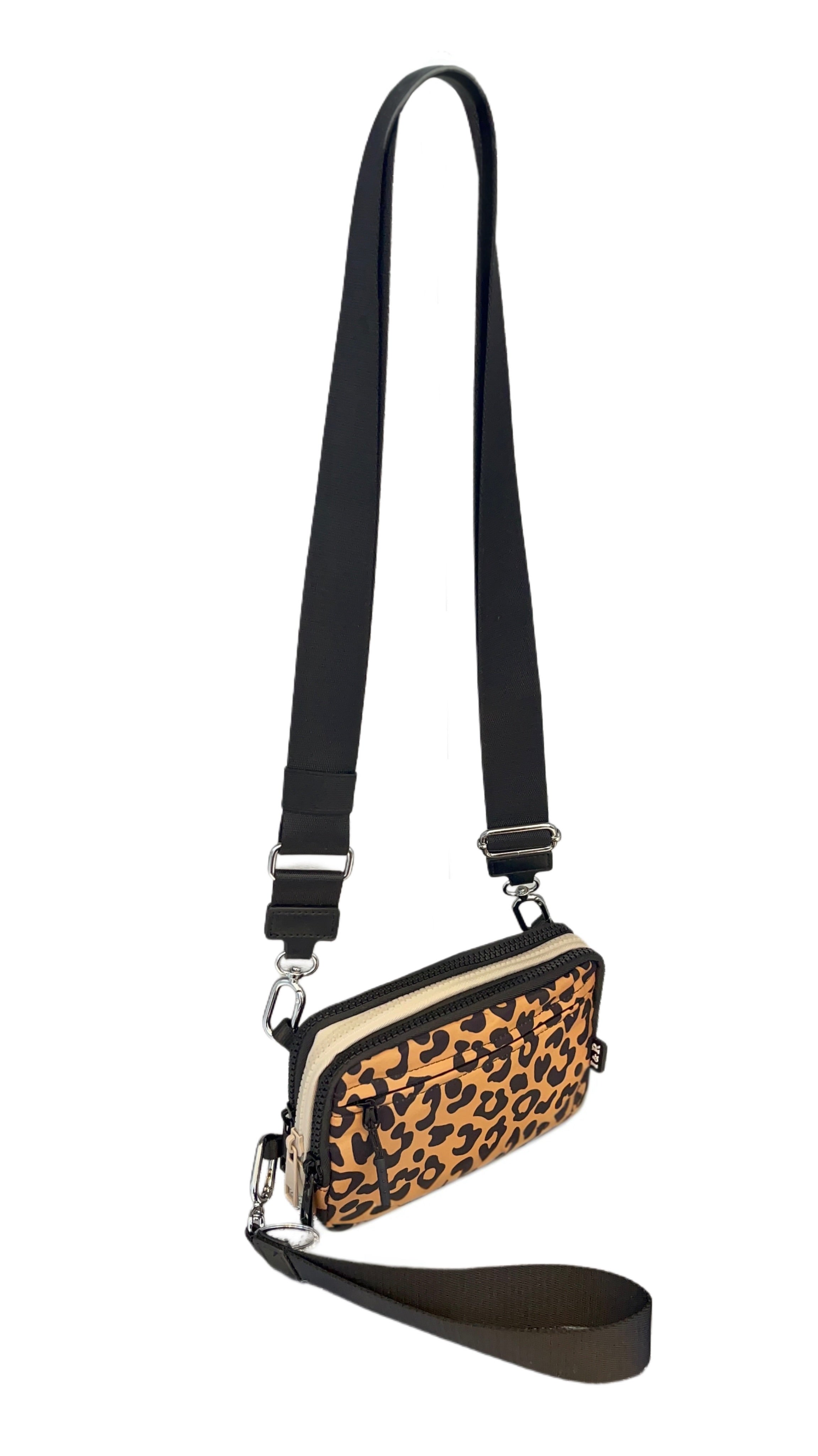 Iris Trio Wallet (#8036-9) Zipper Wallet with RFID - By Iris