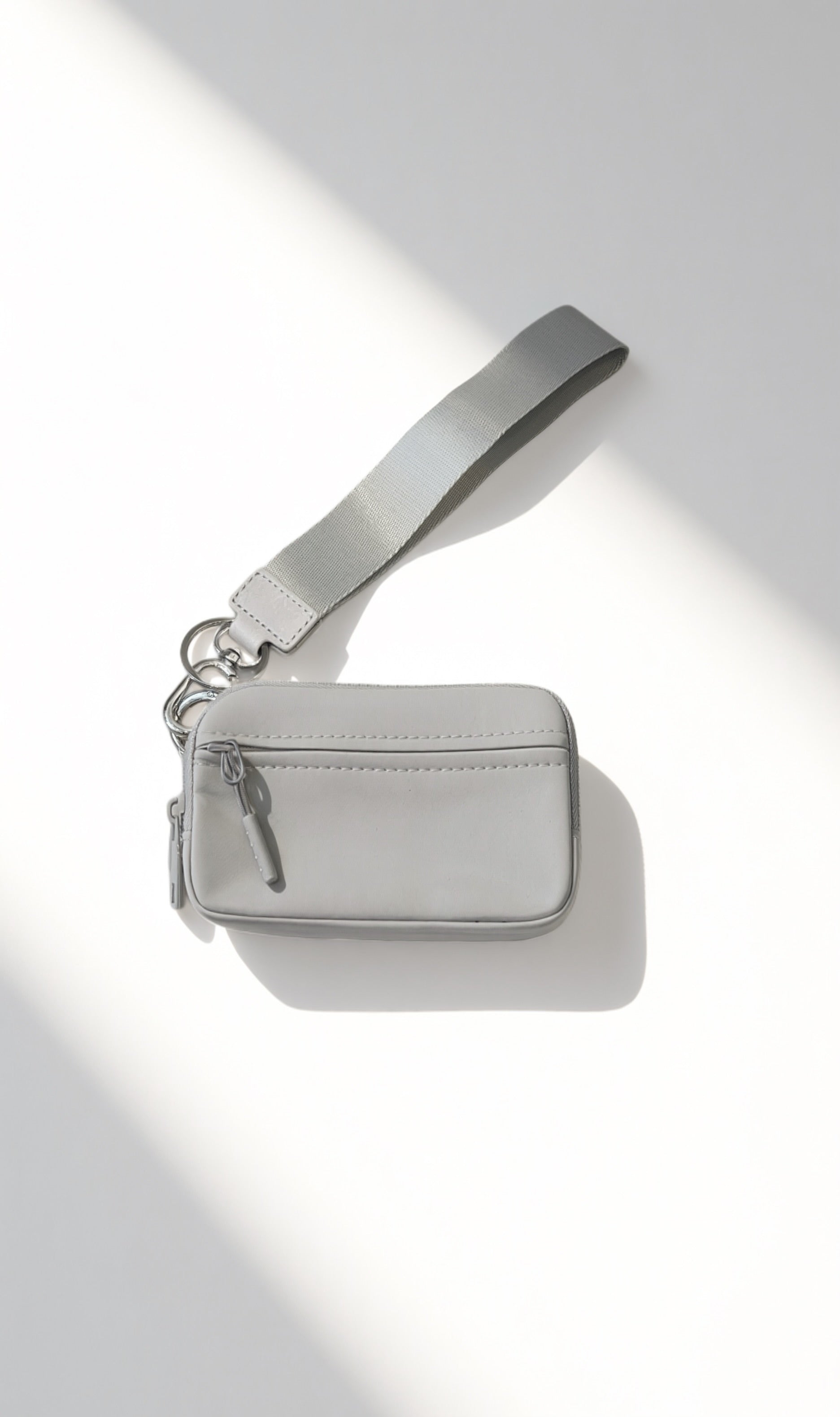 Iris Wallet 2nd Gen RFID (#8036-2) Minimalist Wallets - By Iris & Rainbow