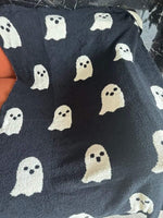 #S111 Halloween Ghost Blanket