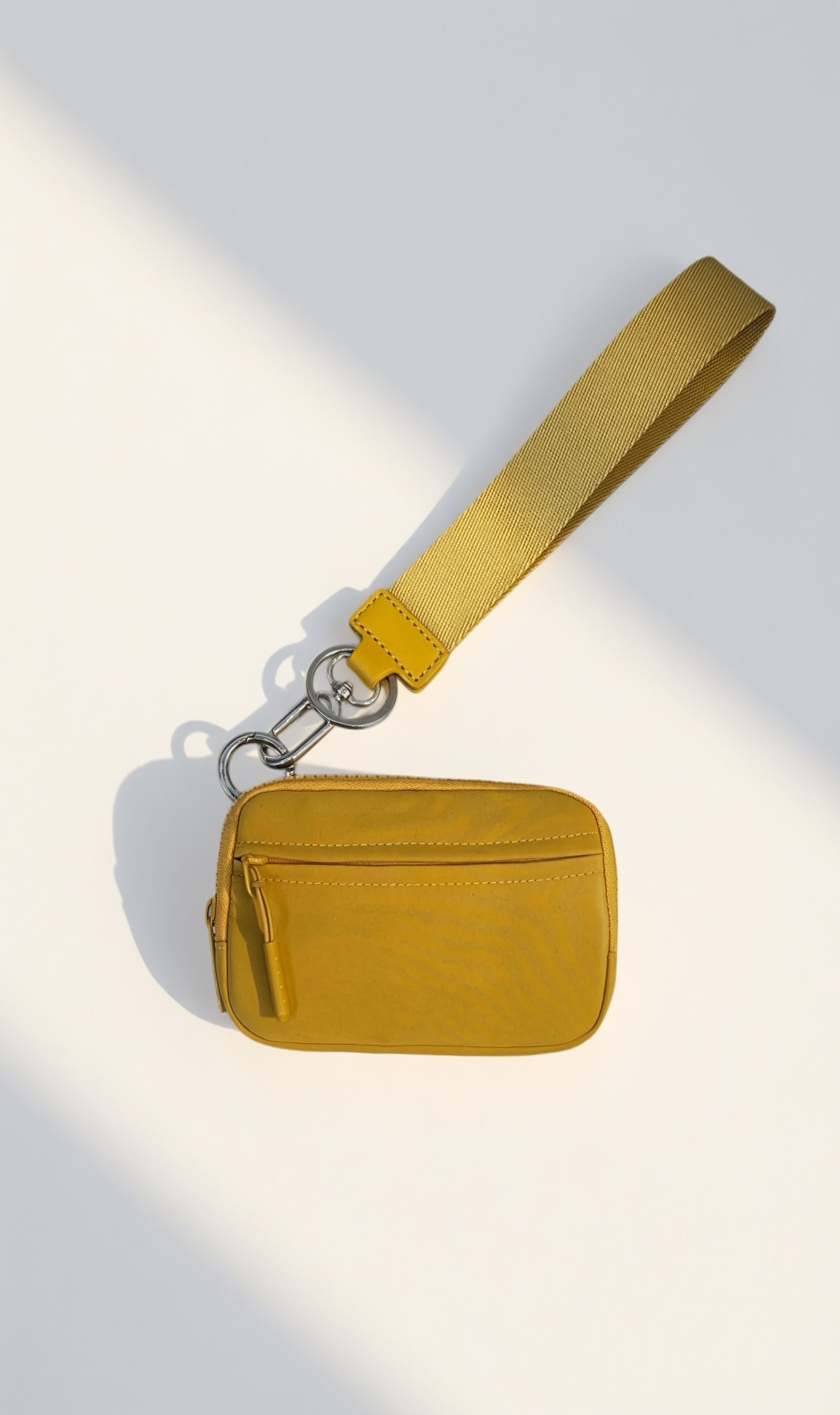 Iris Wallet 2nd Gen RFID (#8036-2) Minimalist Wallets - By Iris & Rainbow