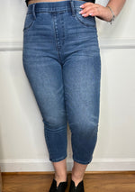 Lucy Cool Denim Pull On Judy Blue Capri Jeans
