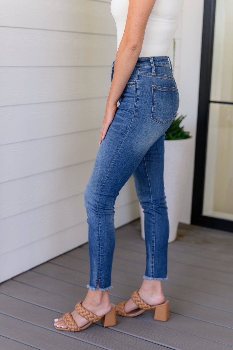 Amy High Rise Skinny Jeans