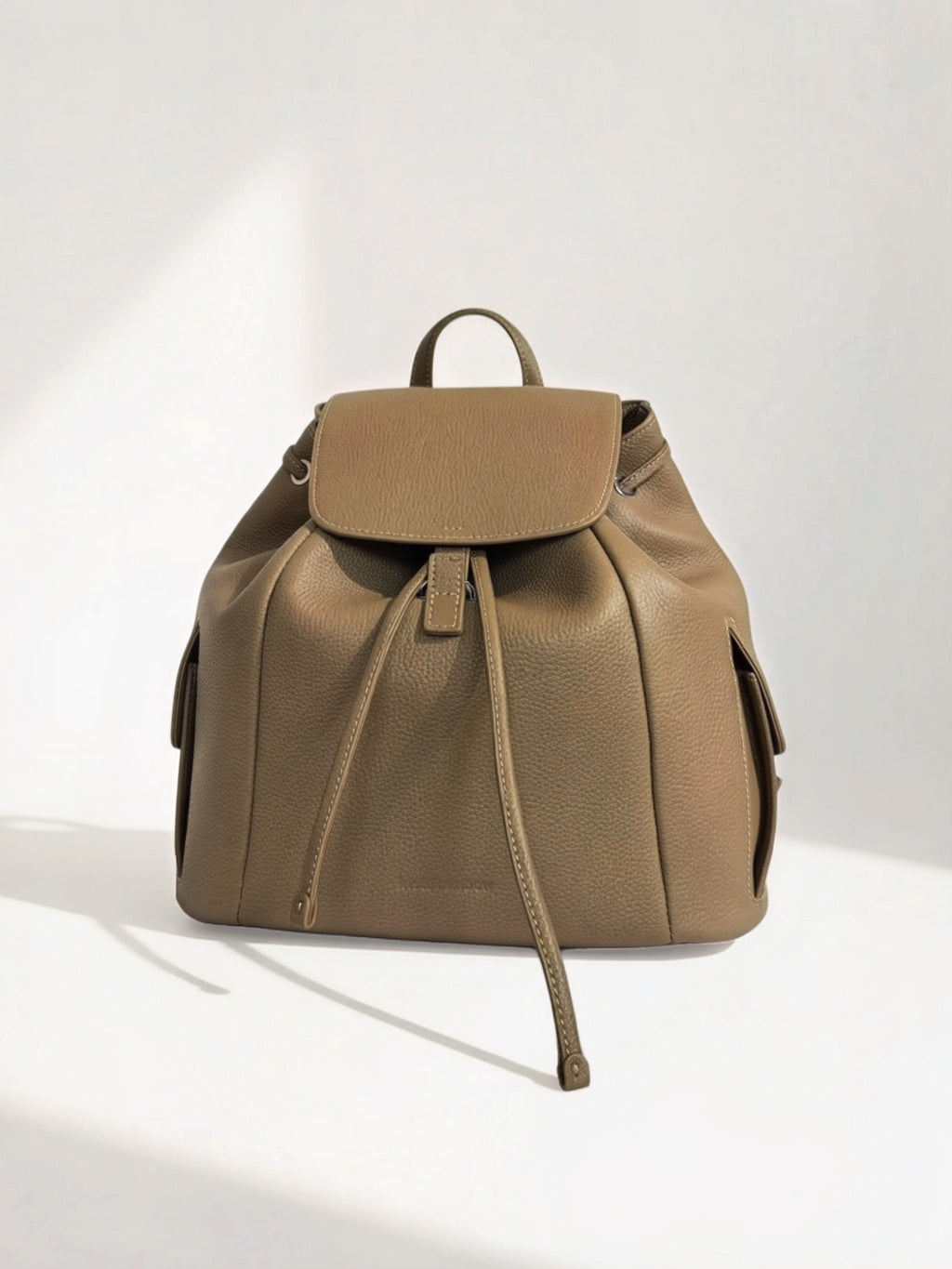 The Iris Trendy Leather Backpack Top-grain cowhide (#3001) By Iris & Rainbow