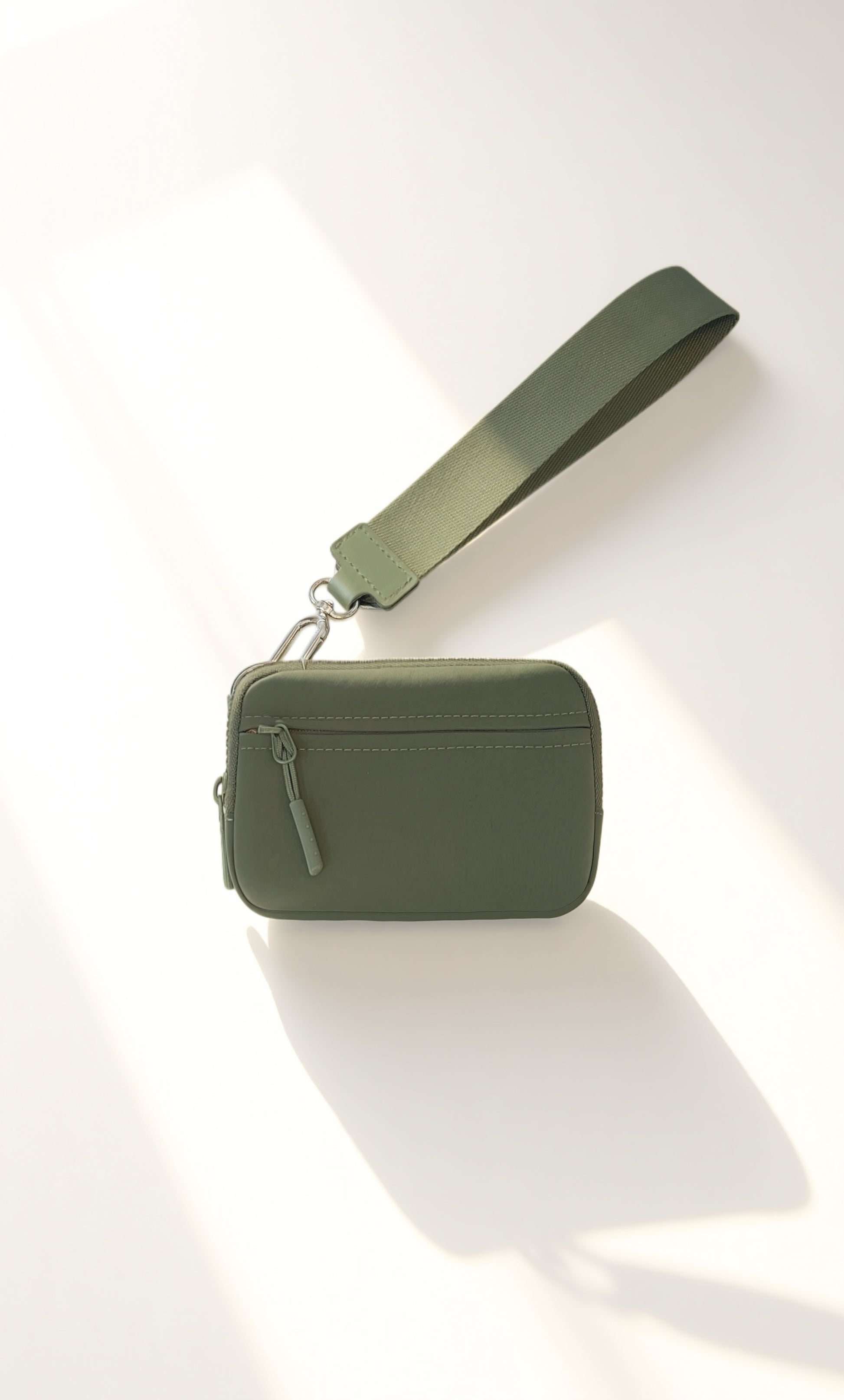 Iris Wallet 2nd Gen RFID (#8036-2) Minimalist Wallets - By Iris & Rainbow