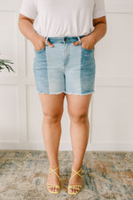 Two-Toned Shorts AVE30