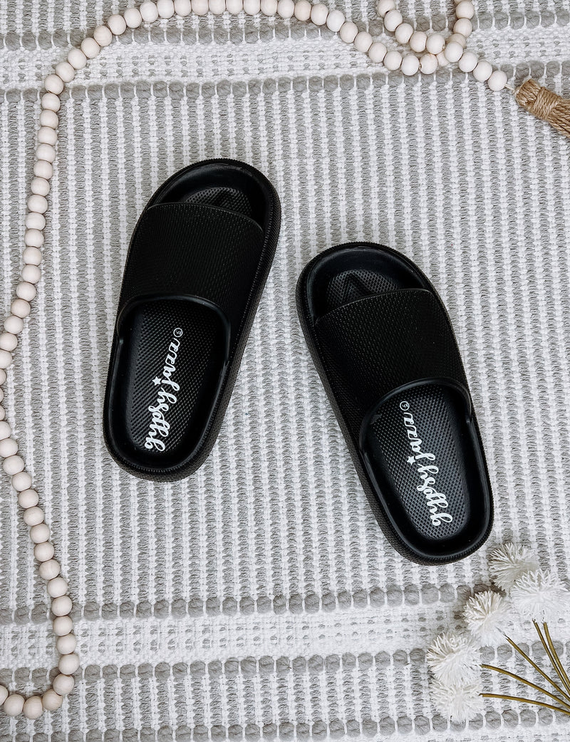 #N307 Moon Slides (Black)