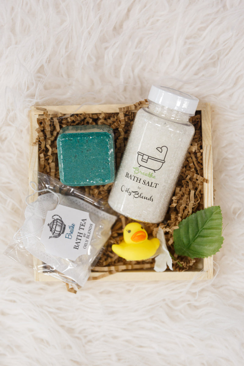 Bath Collection Gift Set in Breathe AVE30