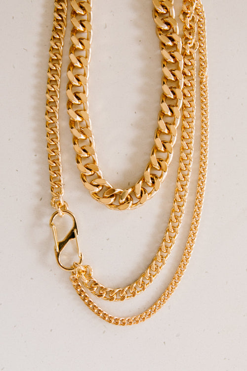 Chain It Up Necklaces in Gold Winter22