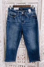 #L974 It's High Time Capri Judy Blue Jeans