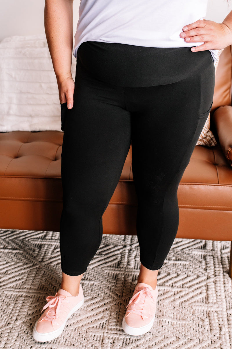 The Last Capri Leggings You'll Ever Need in Energetic Black (with pock –  Iris & Rainbow Boutique