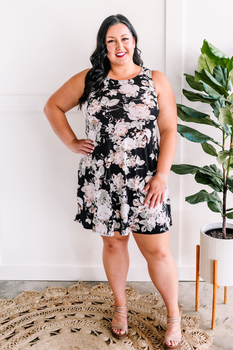 Sleeveless Dress With Pockets In Black, Pistachio & Taupe Florals