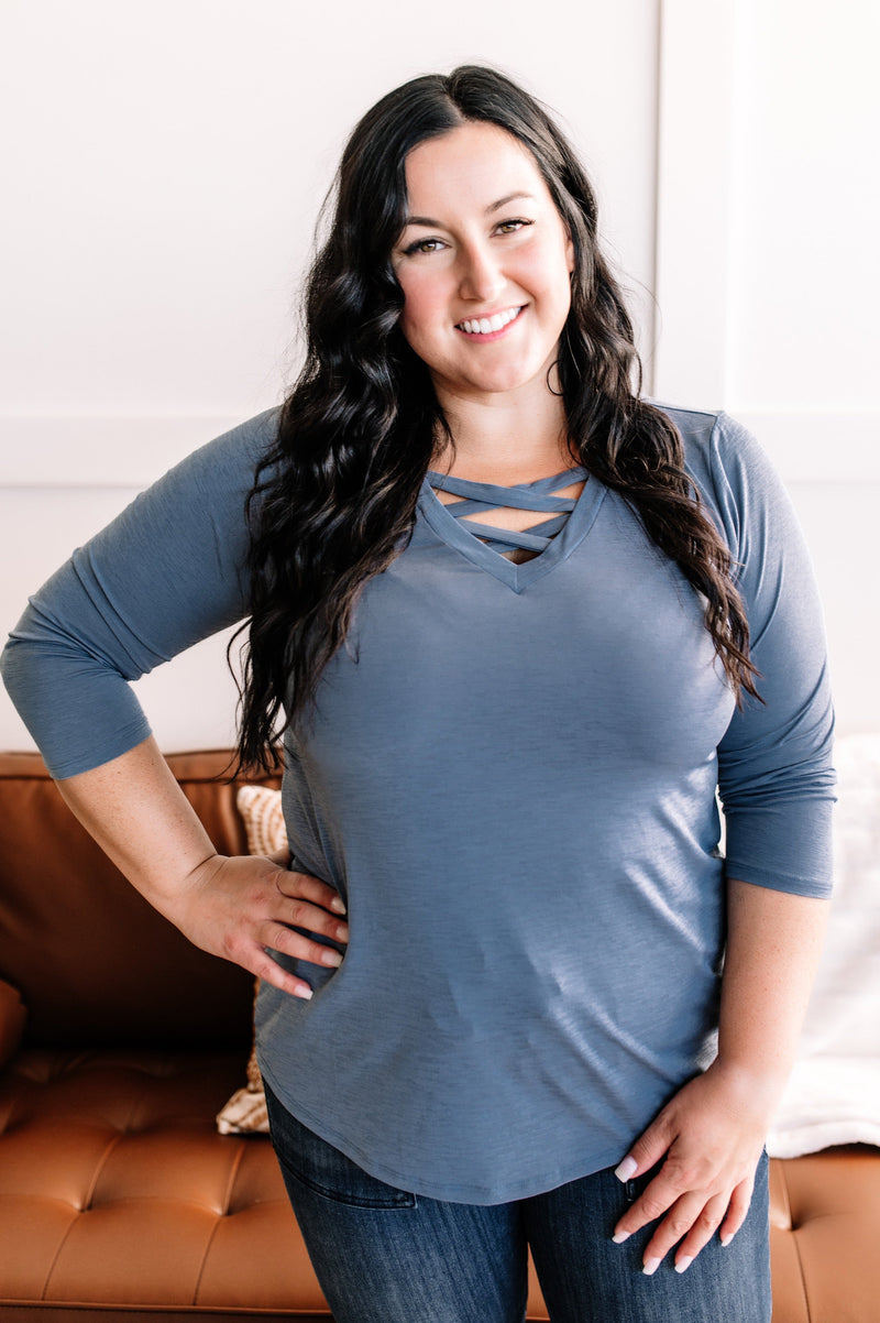 Quarter Past V Neck Top In Peaceful Blue