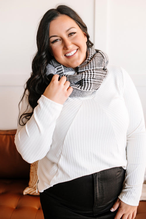 To Infinity Reversible Scarf In Houndstooth & Buffalo Plaid