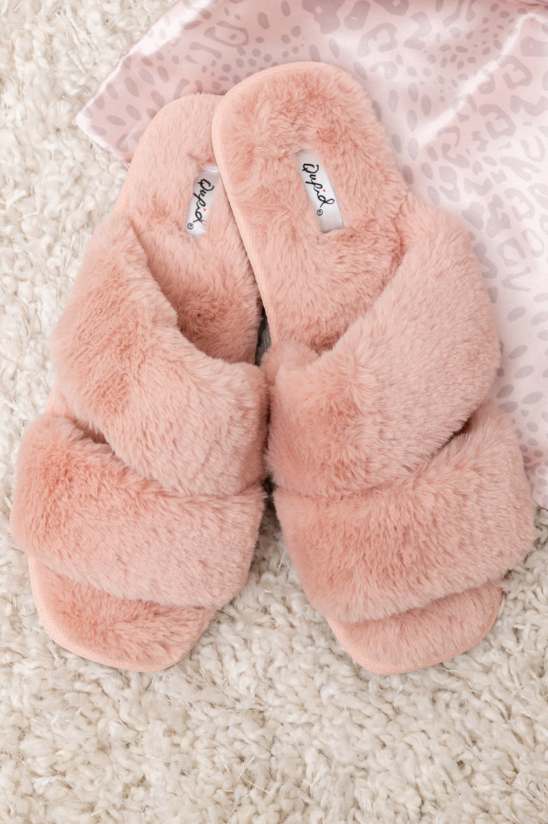 Double Strap Faux Fur Slippers In Blush Winter22