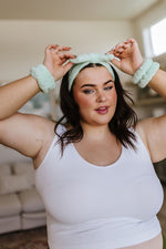 Effortless Days Stretchy Headband & Wristband Set in Sage LD23