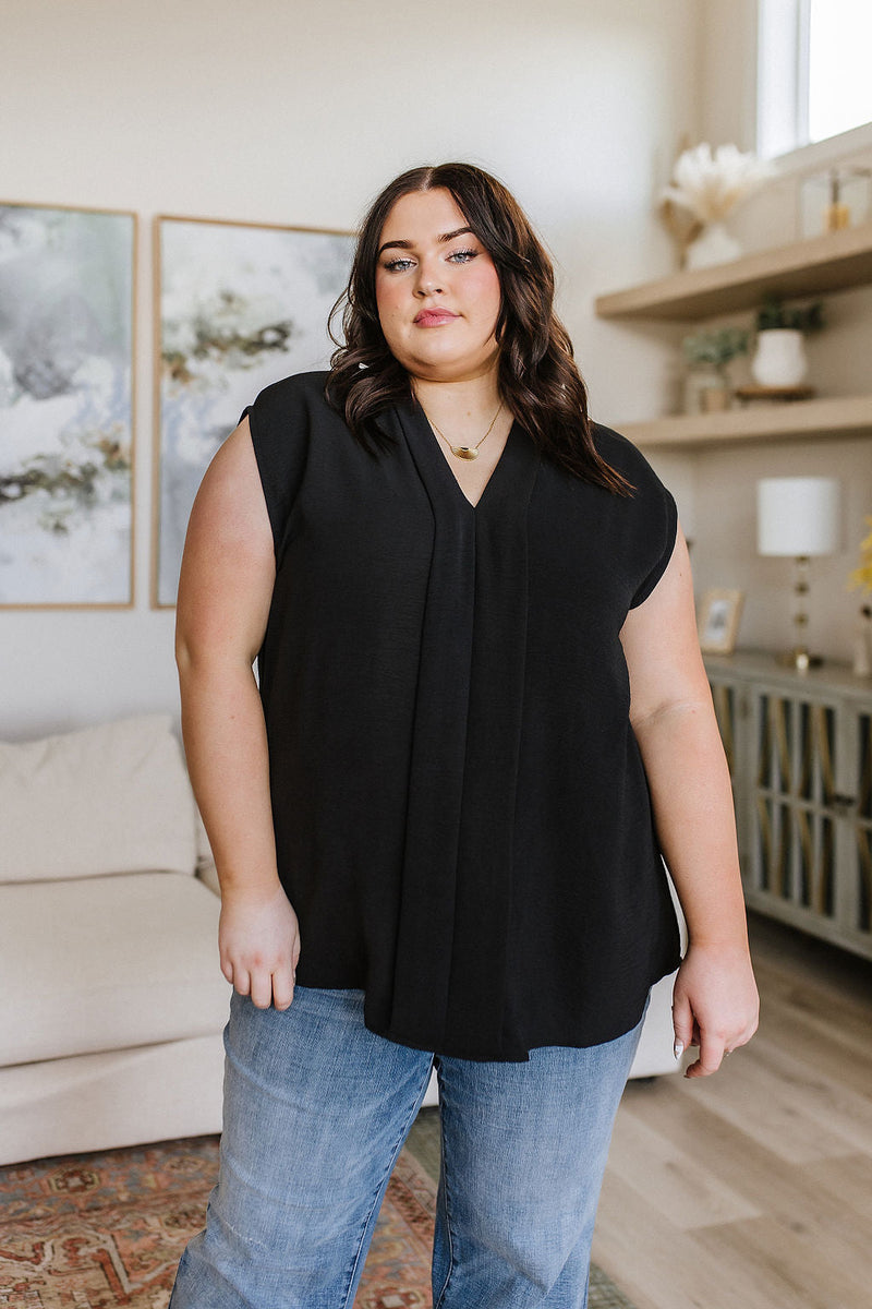 Elevate Everyday Blouse in Black BF35