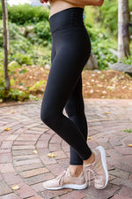 Feel The Groove Cross Front Leggings In Black – Iris & Rainbow Boutique