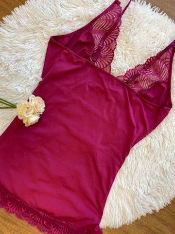 #H531 Turn It Up Lingerie (Fuchsia)