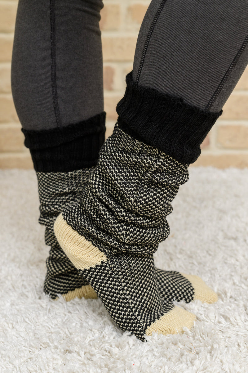 Knitted Lounge Socks In Black