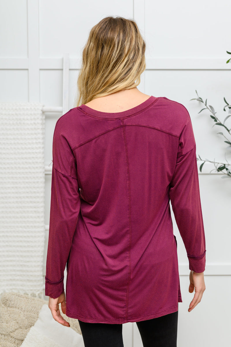 Long Sleeve Knit Top With Pocket In Burgundy BF35