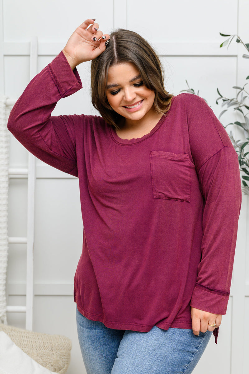 Long Sleeve Knit Top With Pocket In Burgundy BF35