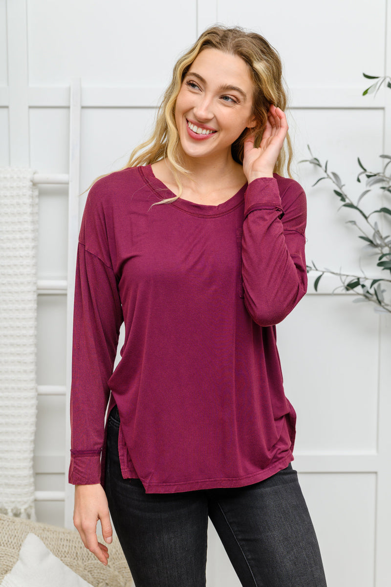 Long Sleeve Knit Top With Pocket In Burgundy BF35