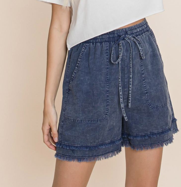 #M486 Totally Worthy Shorts