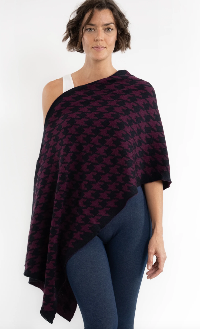 ET8102 Houndstooth Poncho