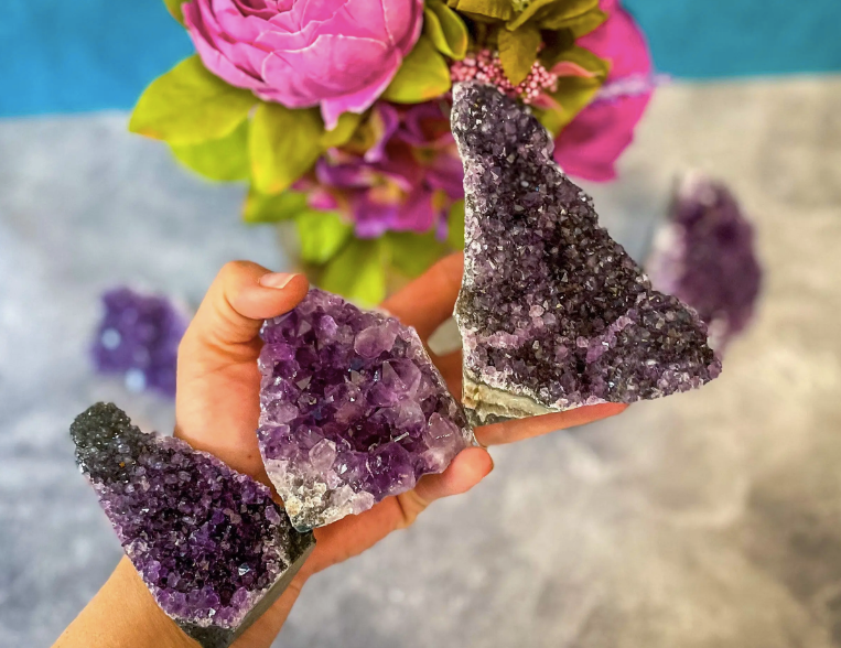 #P369 STANDING Raw Amethyst Cathedral 301-350g