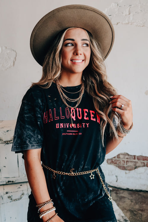 HalloQueen Black Mineral Wash Destroyed Tee