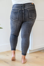 Tabitha Front Yoke Skinny Black Wash Jeans