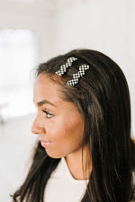 Wavy Clip Set in Checkered Black