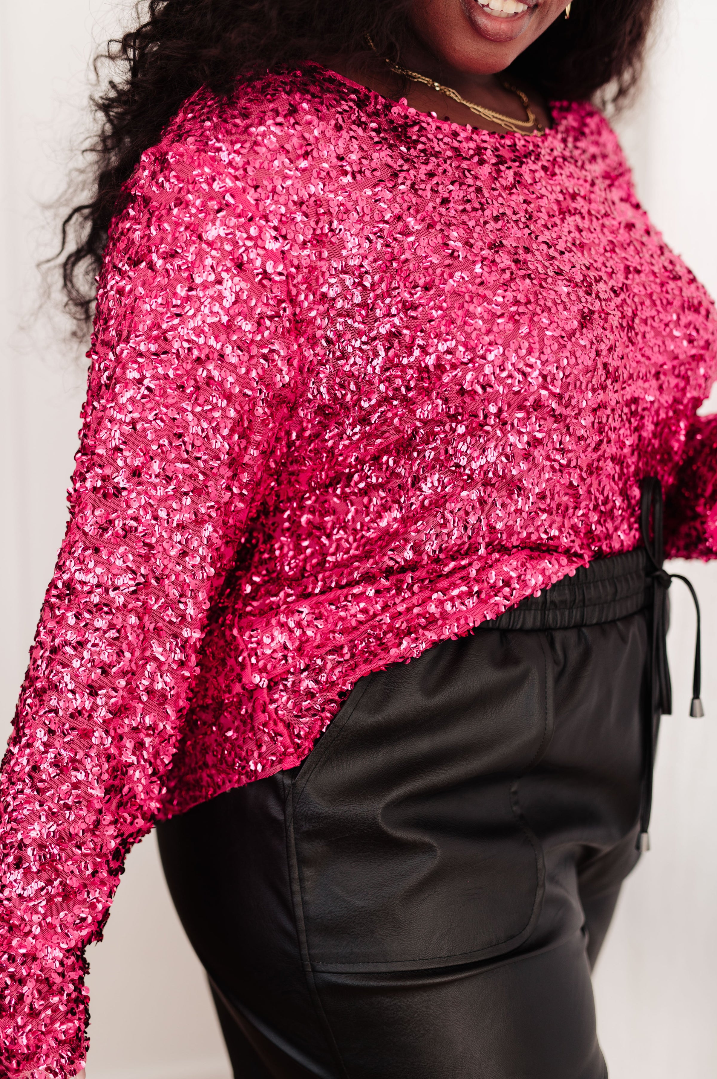 You Found Me Sequin Top in Fuchsia – Iris & Rainbow Boutique