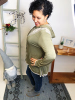 #L557 Pretty Leopard Top
