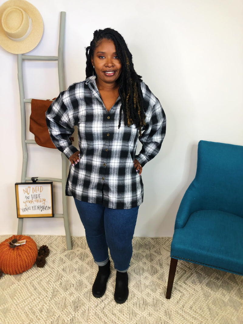 #K864 Time For Plaid Button Down Top (WHITE/BLACK)