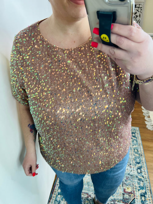 Times Square Sequin Short Sleeve Top In Gold