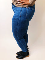 #K524 Eyes On Me Tummy Control Judy Blue Jeans